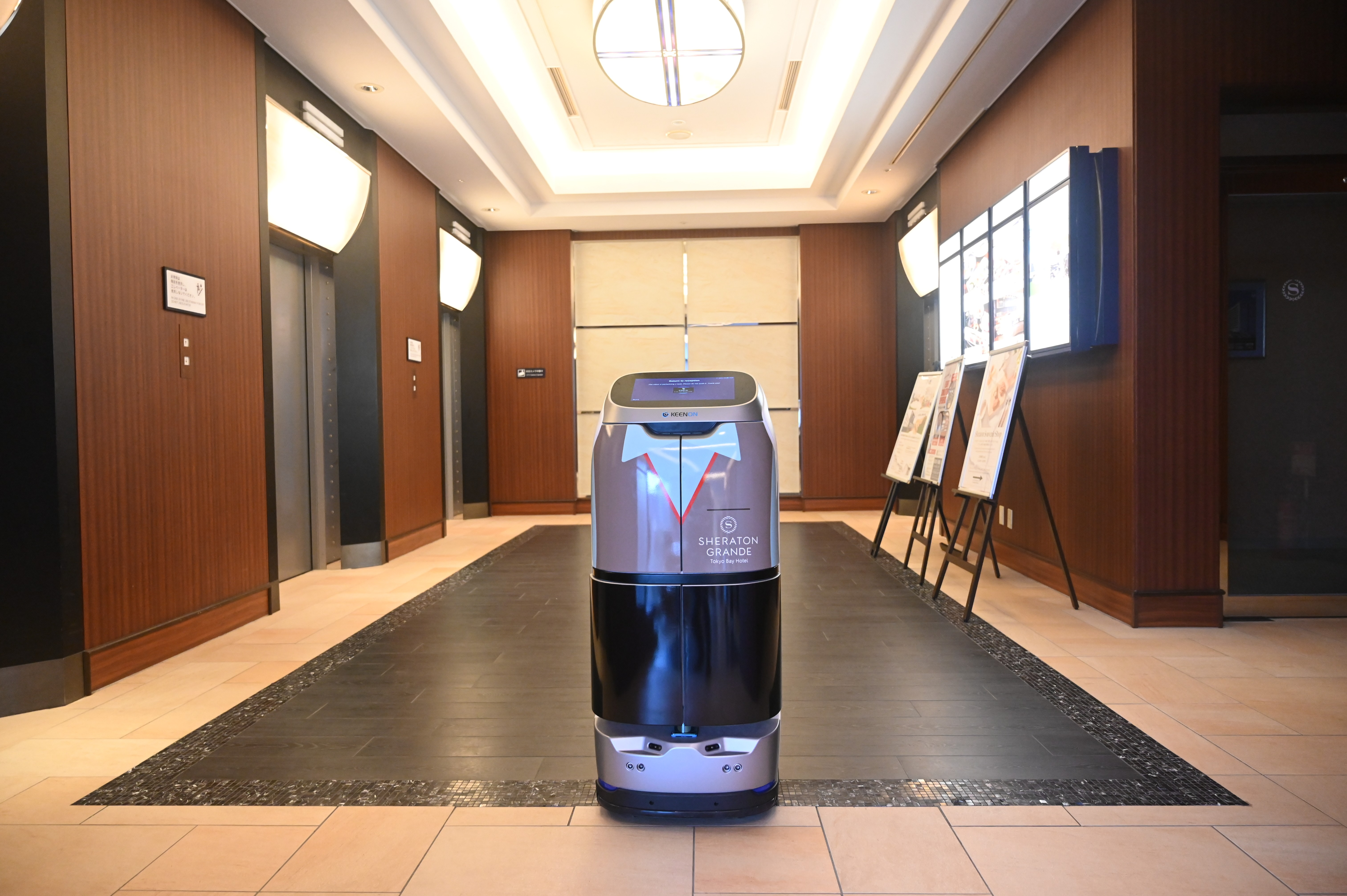 ホテル用配送ロボット「BUTLERBOT W3」について.png